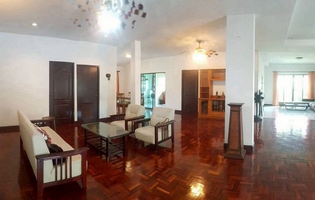 ประกาศฟรี! ซื้อ-ขาย-เช่า คอนโด บ้าน ทาวน์โฮม ที่ดิน และพื้นที่เชิงพาณิชย์ทั่วประเทศไทย ทุกทำเล ทุกงบประมาณ ไม่มีค่าใช้จ่าย ลงง่าย ขายไว เข้าถึงผู้ซื้อโดยตรง 5 206749pic4.jpg