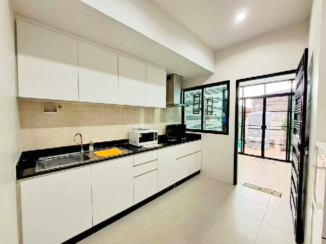 ประกาศฟรี! ซื้อ-ขาย-เช่า คอนโด บ้าน ทาวน์โฮม ที่ดิน และพื้นที่เชิงพาณิชย์ทั่วประเทศไทย ทุกทำเล ทุกงบประมาณ ไม่มีค่าใช้จ่าย ลงง่าย ขายไว เข้าถึงผู้ซื้อโดยตรง 5 206762pic4.jpg