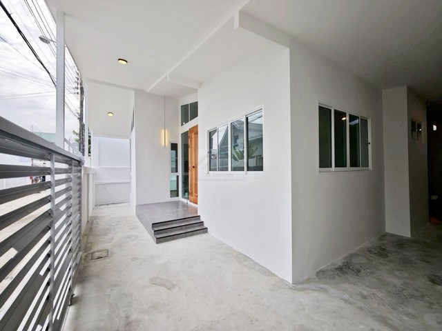 ประกาศฟรี! ซื้อ-ขาย-เช่า คอนโด บ้าน ทาวน์โฮม ที่ดิน และพื้นที่เชิงพาณิชย์ทั่วประเทศไทย ทุกทำเล ทุกงบประมาณ ไม่มีค่าใช้จ่าย ลงง่าย ขายไว เข้าถึงผู้ซื้อโดยตรง 3 494148pic2.jpg