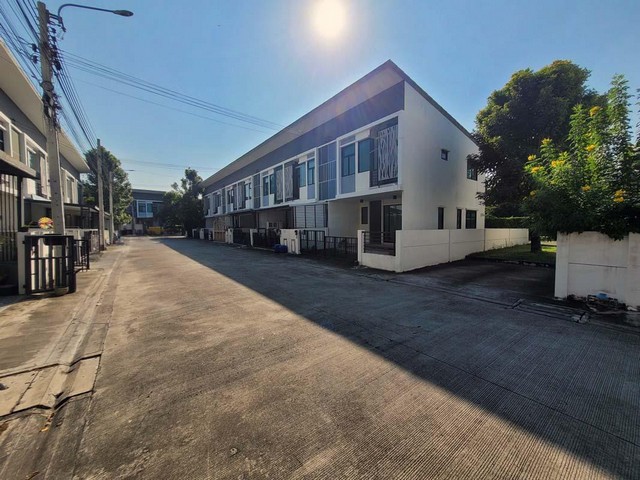 ประกาศฟรี! ซื้อ-ขาย-เช่า คอนโด บ้าน ทาวน์โฮม ที่ดิน และพื้นที่เชิงพาณิชย์ทั่วประเทศไทย ทุกทำเล ทุกงบประมาณ ไม่มีค่าใช้จ่าย ลงง่าย ขายไว เข้าถึงผู้ซื้อโดยตรง 4 193495pic3.jpg