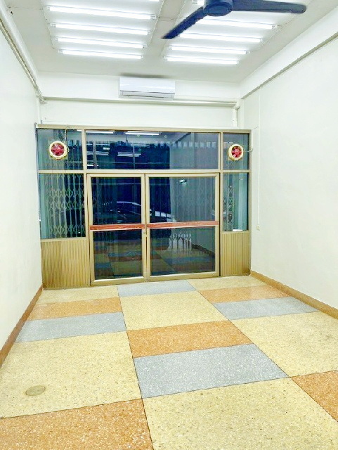 ประกาศฟรี! ซื้อ-ขาย-เช่า คอนโด บ้าน ทาวน์โฮม ที่ดิน และพื้นที่เชิงพาณิชย์ทั่วประเทศไทย ทุกทำเล ทุกงบประมาณ ไม่มีค่าใช้จ่าย ลงง่าย ขายไว เข้าถึงผู้ซื้อโดยตรง 4 207406pic3.jpg