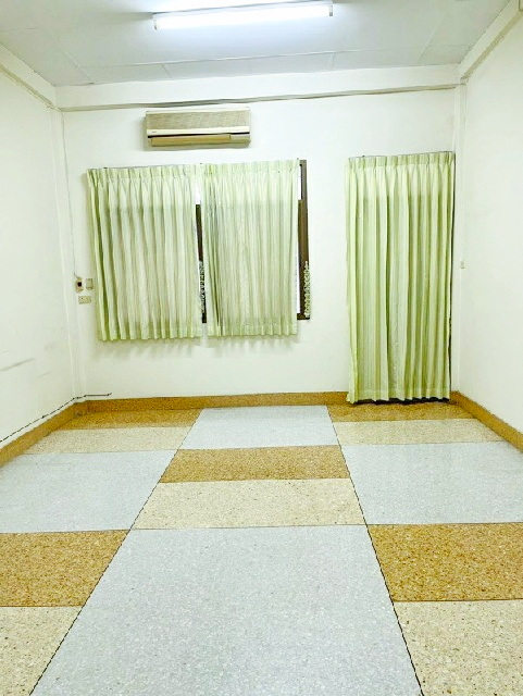 ประกาศฟรี! ซื้อ-ขาย-เช่า คอนโด บ้าน ทาวน์โฮม ที่ดิน และพื้นที่เชิงพาณิชย์ทั่วประเทศไทย ทุกทำเล ทุกงบประมาณ ไม่มีค่าใช้จ่าย ลงง่าย ขายไว เข้าถึงผู้ซื้อโดยตรง 5 207406pic4.jpg