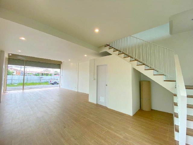 ประกาศฟรี! ซื้อ-ขาย-เช่า คอนโด บ้าน ทาวน์โฮม ที่ดิน และพื้นที่เชิงพาณิชย์ทั่วประเทศไทย ทุกทำเล ทุกงบประมาณ ไม่มีค่าใช้จ่าย ลงง่าย ขายไว เข้าถึงผู้ซื้อโดยตรง 3 207376pic2.jpg