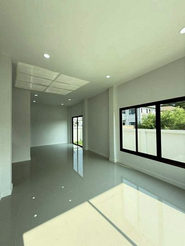 ประกาศฟรี! ซื้อ-ขาย-เช่า คอนโด บ้าน ทาวน์โฮม ที่ดิน และพื้นที่เชิงพาณิชย์ทั่วประเทศไทย ทุกทำเล ทุกงบประมาณ ไม่มีค่าใช้จ่าย ลงง่าย ขายไว เข้าถึงผู้ซื้อโดยตรง 3 207601pic2.jpg