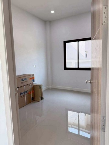 ประกาศฟรี! ซื้อ-ขาย-เช่า คอนโด บ้าน ทาวน์โฮม ที่ดิน และพื้นที่เชิงพาณิชย์ทั่วประเทศไทย ทุกทำเล ทุกงบประมาณ ไม่มีค่าใช้จ่าย ลงง่าย ขายไว เข้าถึงผู้ซื้อโดยตรง 4 207601pic3.jpg