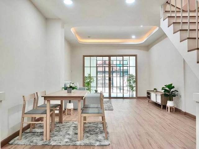 ประกาศฟรี! ซื้อ-ขาย-เช่า คอนโด บ้าน ทาวน์โฮม ที่ดิน และพื้นที่เชิงพาณิชย์ทั่วประเทศไทย ทุกทำเล ทุกงบประมาณ ไม่มีค่าใช้จ่าย ลงง่าย ขายไว เข้าถึงผู้ซื้อโดยตรง 3 494406pic2.jpg