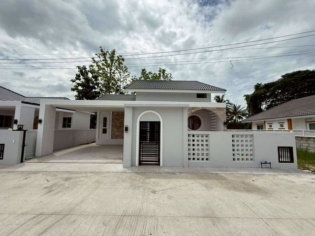 ประกาศฟรี! ซื้อ-ขาย-เช่า คอนโด บ้าน ทาวน์โฮม ที่ดิน และพื้นที่เชิงพาณิชย์ทั่วประเทศไทย ทุกทำเล ทุกงบประมาณ ไม่มีค่าใช้จ่าย ลงง่าย ขายไว เข้าถึงผู้ซื้อโดยตรง 2 207591pic1.jpg