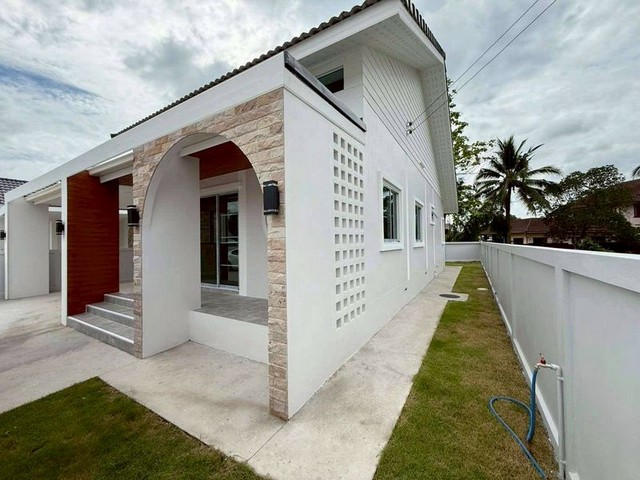 ประกาศฟรี! ซื้อ-ขาย-เช่า คอนโด บ้าน ทาวน์โฮม ที่ดิน และพื้นที่เชิงพาณิชย์ทั่วประเทศไทย ทุกทำเล ทุกงบประมาณ ไม่มีค่าใช้จ่าย ลงง่าย ขายไว เข้าถึงผู้ซื้อโดยตรง 4 207591pic3.jpg