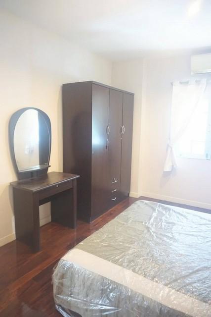 ประกาศฟรี! ซื้อ-ขาย-เช่า คอนโด บ้าน ทาวน์โฮม ที่ดิน และพื้นที่เชิงพาณิชย์ทั่วประเทศไทย ทุกทำเล ทุกงบประมาณ ไม่มีค่าใช้จ่าย ลงง่าย ขายไว เข้าถึงผู้ซื้อโดยตรง 5 494709pic4.jpg