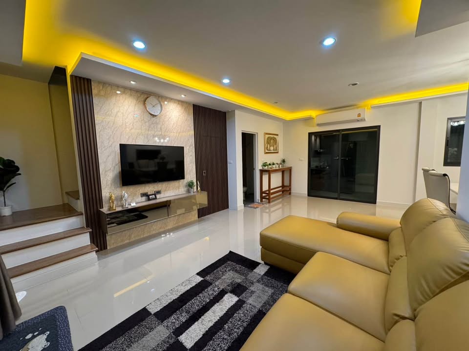 ประกาศฟรี! ซื้อ-ขาย-เช่า คอนโด บ้าน ทาวน์โฮม ที่ดิน และพื้นที่เชิงพาณิชย์ทั่วประเทศไทย ทุกทำเล ทุกงบประมาณ ไม่มีค่าใช้จ่าย ลงง่าย ขายไว เข้าถึงผู้ซื้อโดยตรง 2 494516pic1.jpg