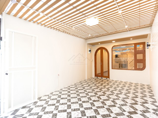 ประกาศฟรี! ซื้อ-ขาย-เช่า คอนโด บ้าน ทาวน์โฮม ที่ดิน และพื้นที่เชิงพาณิชย์ทั่วประเทศไทย ทุกทำเล ทุกงบประมาณ ไม่มีค่าใช้จ่าย ลงง่าย ขายไว เข้าถึงผู้ซื้อโดยตรง 3 494626pic2.jpg