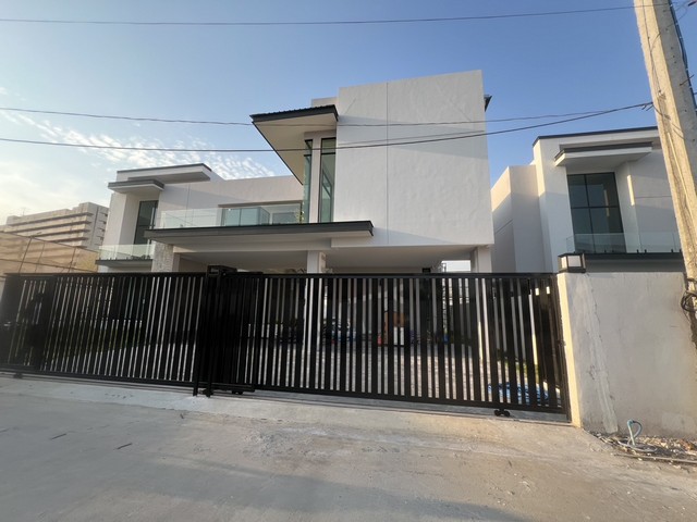 ประกาศฟรี! ซื้อ-ขาย-เช่า คอนโด บ้าน ทาวน์โฮม ที่ดิน และพื้นที่เชิงพาณิชย์ทั่วประเทศไทย ทุกทำเล ทุกงบประมาณ ไม่มีค่าใช้จ่าย ลงง่าย ขายไว เข้าถึงผู้ซื้อโดยตรง 4 494615pic3.jpg