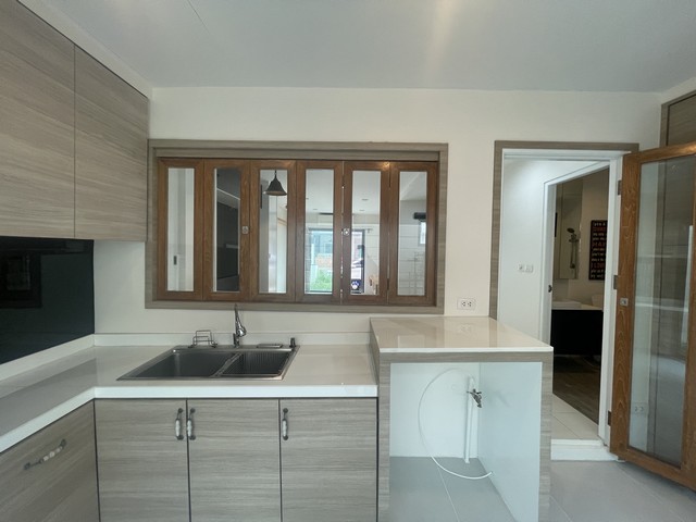 ประกาศฟรี! ซื้อ-ขาย-เช่า คอนโด บ้าน ทาวน์โฮม ที่ดิน และพื้นที่เชิงพาณิชย์ทั่วประเทศไทย ทุกทำเล ทุกงบประมาณ ไม่มีค่าใช้จ่าย ลงง่าย ขายไว เข้าถึงผู้ซื้อโดยตรง 4 494744pic3.jpg