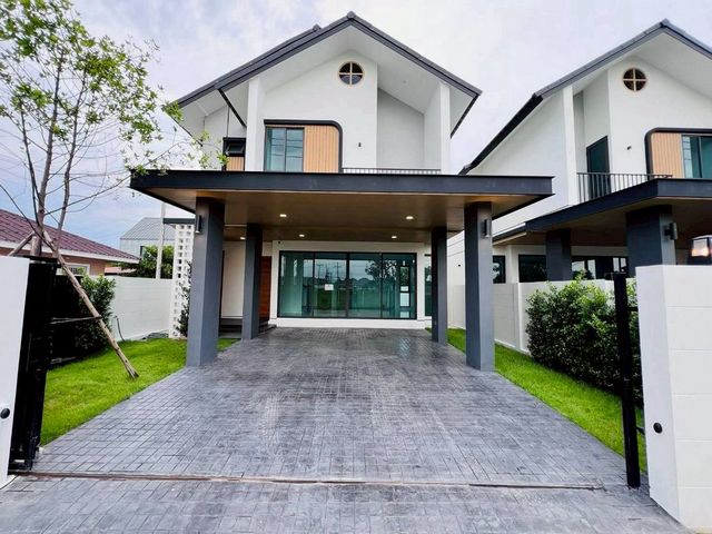 ประกาศฟรี! ซื้อ-ขาย-เช่า คอนโด บ้าน ทาวน์โฮม ที่ดิน และพื้นที่เชิงพาณิชย์ทั่วประเทศไทย ทุกทำเล ทุกงบประมาณ ไม่มีค่าใช้จ่าย ลงง่าย ขายไว เข้าถึงผู้ซื้อโดยตรง 2 208247pic1.jpg