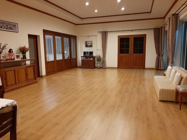 ประกาศฟรี! ซื้อ-ขาย-เช่า คอนโด บ้าน ทาวน์โฮม ที่ดิน และพื้นที่เชิงพาณิชย์ทั่วประเทศไทย ทุกทำเล ทุกงบประมาณ ไม่มีค่าใช้จ่าย ลงง่าย ขายไว เข้าถึงผู้ซื้อโดยตรง 3 208347pic2.jpg