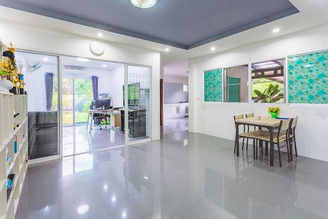 ประกาศฟรี! ซื้อ-ขาย-เช่า คอนโด บ้าน ทาวน์โฮม ที่ดิน และพื้นที่เชิงพาณิชย์ทั่วประเทศไทย ทุกทำเล ทุกงบประมาณ ไม่มีค่าใช้จ่าย ลงง่าย ขายไว เข้าถึงผู้ซื้อโดยตรง 5 208344pic4.jpg