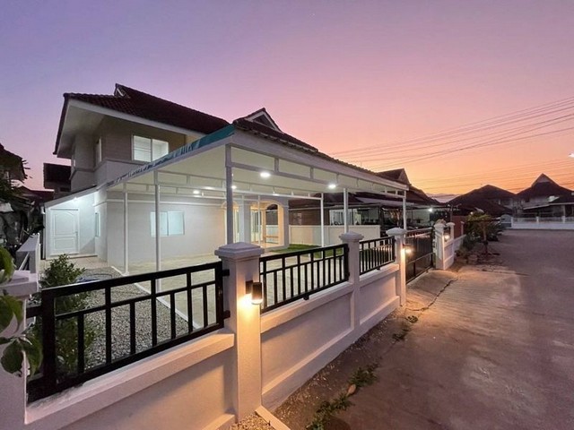 ประกาศฟรี! ซื้อ-ขาย-เช่า คอนโด บ้าน ทาวน์โฮม ที่ดิน และพื้นที่เชิงพาณิชย์ทั่วประเทศไทย ทุกทำเล ทุกงบประมาณ ไม่มีค่าใช้จ่าย ลงง่าย ขายไว เข้าถึงผู้ซื้อโดยตรง 3 208439pic2.jpg