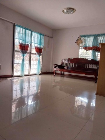 ประกาศฟรี! ซื้อ-ขาย-เช่า คอนโด บ้าน ทาวน์โฮม ที่ดิน และพื้นที่เชิงพาณิชย์ทั่วประเทศไทย ทุกทำเล ทุกงบประมาณ ไม่มีค่าใช้จ่าย ลงง่าย ขายไว เข้าถึงผู้ซื้อโดยตรง 5 208433pic4.jpg