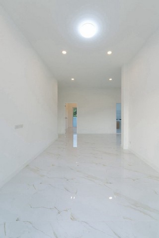 ประกาศฟรี! ซื้อ-ขาย-เช่า คอนโด บ้าน ทาวน์โฮม ที่ดิน และพื้นที่เชิงพาณิชย์ทั่วประเทศไทย ทุกทำเล ทุกงบประมาณ ไม่มีค่าใช้จ่าย ลงง่าย ขายไว เข้าถึงผู้ซื้อโดยตรง 5 208429pic4.jpg