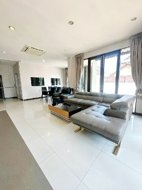 ประกาศฟรี! ซื้อ-ขาย-เช่า คอนโด บ้าน ทาวน์โฮม ที่ดิน และพื้นที่เชิงพาณิชย์ทั่วประเทศไทย ทุกทำเล ทุกงบประมาณ ไม่มีค่าใช้จ่าย ลงง่าย ขายไว เข้าถึงผู้ซื้อโดยตรง 3 208448pic2.jpg