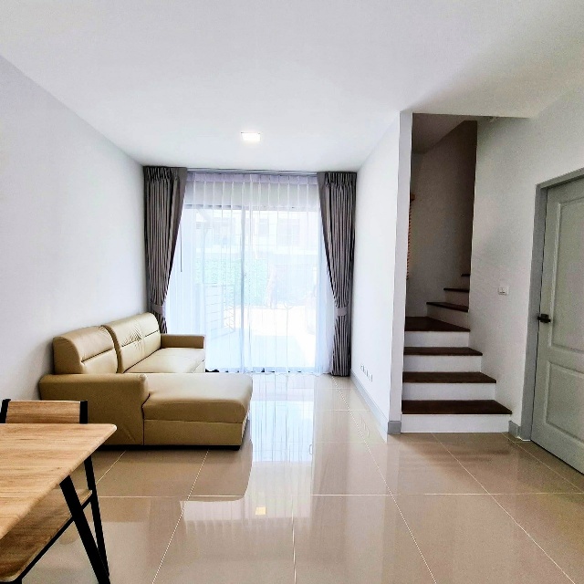 ประกาศฟรี! ซื้อ-ขาย-เช่า คอนโด บ้าน ทาวน์โฮม ที่ดิน และพื้นที่เชิงพาณิชย์ทั่วประเทศไทย ทุกทำเล ทุกงบประมาณ ไม่มีค่าใช้จ่าย ลงง่าย ขายไว เข้าถึงผู้ซื้อโดยตรง 2 208446pic1.jpg