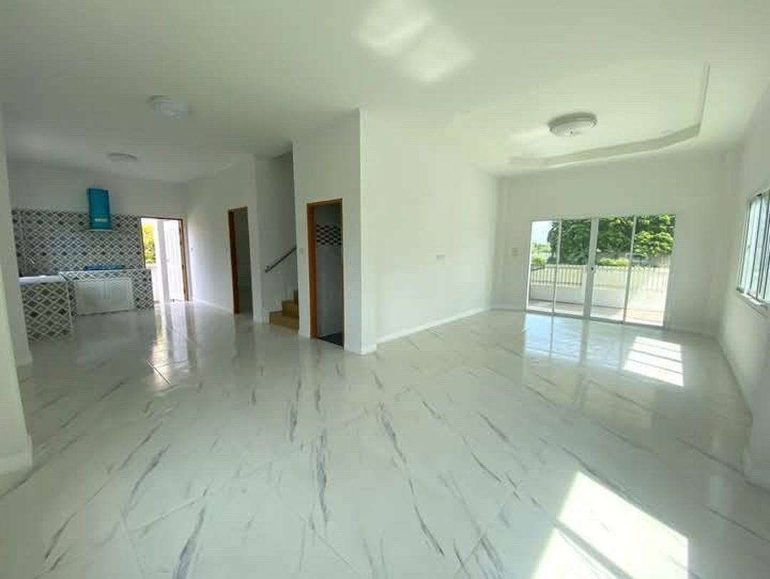 ประกาศฟรี! ซื้อ-ขาย-เช่า คอนโด บ้าน ทาวน์โฮม ที่ดิน และพื้นที่เชิงพาณิชย์ทั่วประเทศไทย ทุกทำเล ทุกงบประมาณ ไม่มีค่าใช้จ่าย ลงง่าย ขายไว เข้าถึงผู้ซื้อโดยตรง 3 208644pic2.jpg