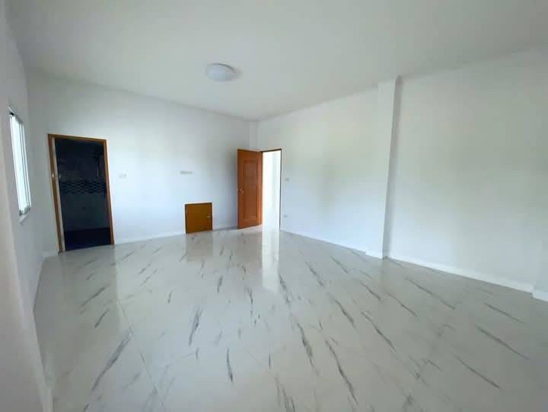 ประกาศฟรี! ซื้อ-ขาย-เช่า คอนโด บ้าน ทาวน์โฮม ที่ดิน และพื้นที่เชิงพาณิชย์ทั่วประเทศไทย ทุกทำเล ทุกงบประมาณ ไม่มีค่าใช้จ่าย ลงง่าย ขายไว เข้าถึงผู้ซื้อโดยตรง 4 208644pic3.jpg