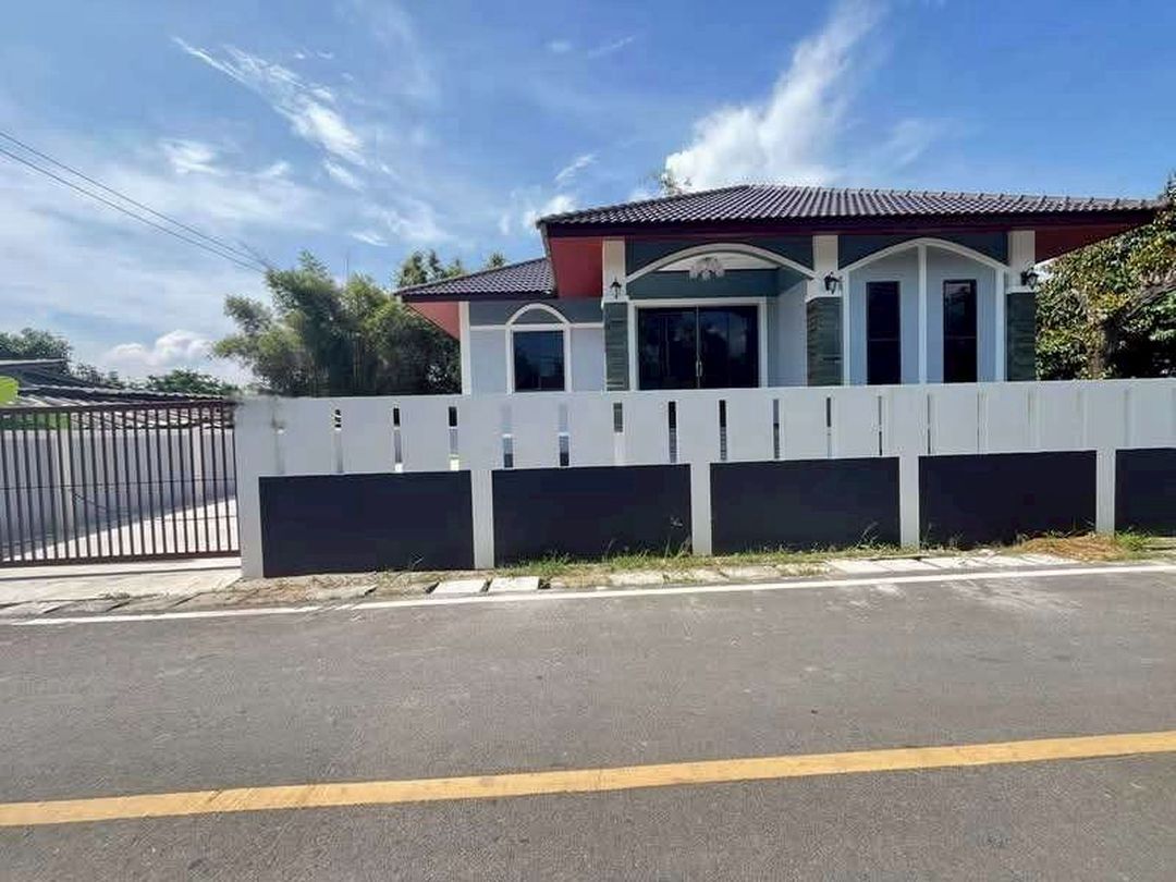 ประกาศฟรี! ซื้อ-ขาย-เช่า คอนโด บ้าน ทาวน์โฮม ที่ดิน และพื้นที่เชิงพาณิชย์ทั่วประเทศไทย ทุกทำเล ทุกงบประมาณ ไม่มีค่าใช้จ่าย ลงง่าย ขายไว เข้าถึงผู้ซื้อโดยตรง 7 208642pic1.jpg