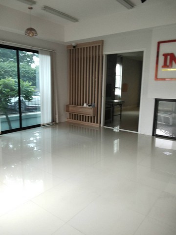 ประกาศฟรี! ซื้อ-ขาย-เช่า คอนโด บ้าน ทาวน์โฮม ที่ดิน และพื้นที่เชิงพาณิชย์ทั่วประเทศไทย ทุกทำเล ทุกงบประมาณ ไม่มีค่าใช้จ่าย ลงง่าย ขายไว เข้าถึงผู้ซื้อโดยตรง 4 495273pic3.jpg