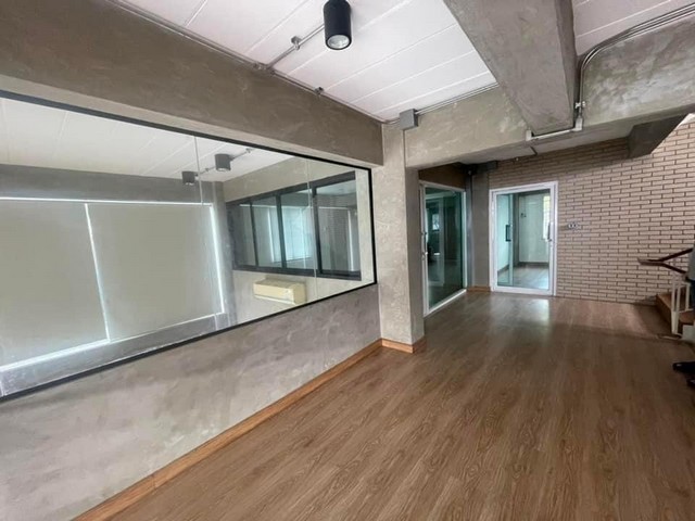 ประกาศฟรี! ซื้อ-ขาย-เช่า คอนโด บ้าน ทาวน์โฮม ที่ดิน และพื้นที่เชิงพาณิชย์ทั่วประเทศไทย ทุกทำเล ทุกงบประมาณ ไม่มีค่าใช้จ่าย ลงง่าย ขายไว เข้าถึงผู้ซื้อโดยตรง 4 494189pic3.jpg