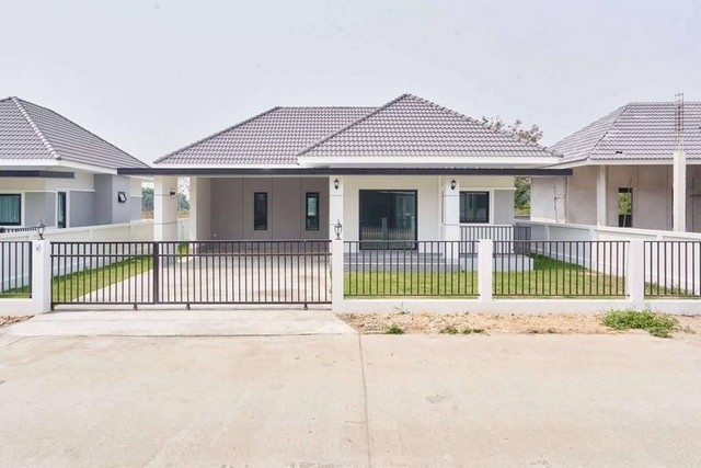 ประกาศฟรี! ซื้อ-ขาย-เช่า คอนโด บ้าน ทาวน์โฮม ที่ดิน และพื้นที่เชิงพาณิชย์ทั่วประเทศไทย ทุกทำเล ทุกงบประมาณ ไม่มีค่าใช้จ่าย ลงง่าย ขายไว เข้าถึงผู้ซื้อโดยตรง 2 209735pic1.jpg