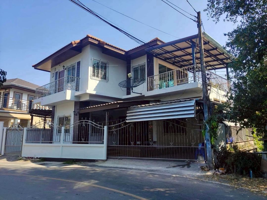 ประกาศฟรี! ซื้อ-ขาย-เช่า คอนโด บ้าน ทาวน์โฮม ที่ดิน และพื้นที่เชิงพาณิชย์ทั่วประเทศไทย ทุกทำเล ทุกงบประมาณ ไม่มีค่าใช้จ่าย ลงง่าย ขายไว เข้าถึงผู้ซื้อโดยตรง 2 209893pic1.jpg