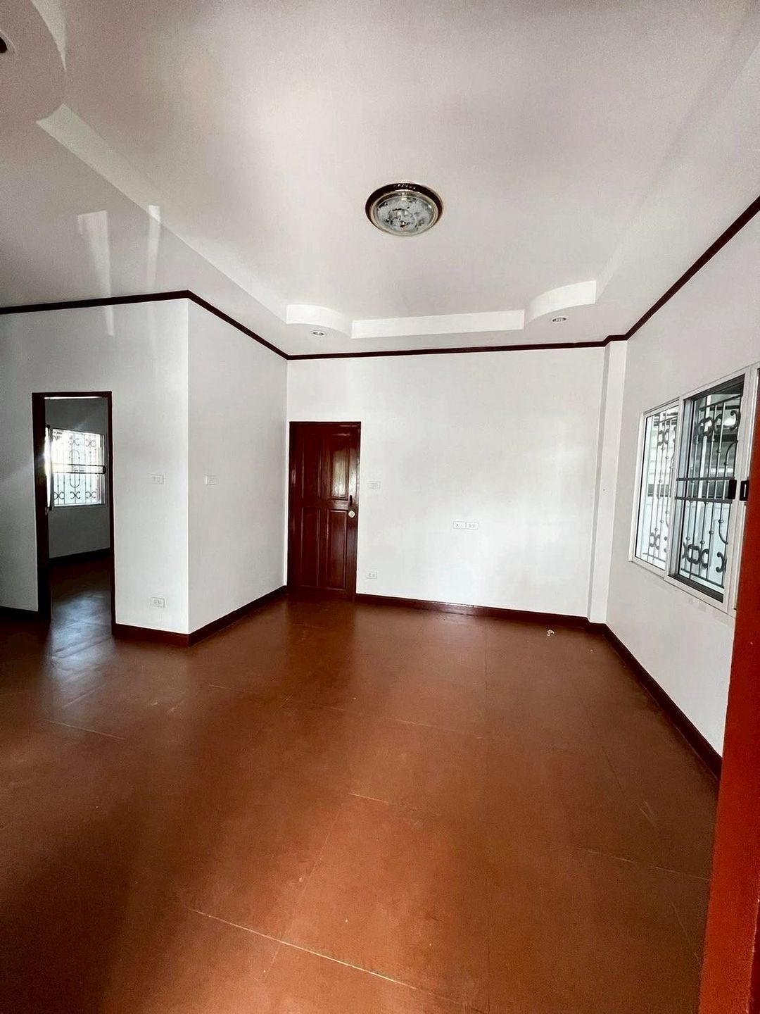 ประกาศฟรี! ซื้อ-ขาย-เช่า คอนโด บ้าน ทาวน์โฮม ที่ดิน และพื้นที่เชิงพาณิชย์ทั่วประเทศไทย ทุกทำเล ทุกงบประมาณ ไม่มีค่าใช้จ่าย ลงง่าย ขายไว เข้าถึงผู้ซื้อโดยตรง 3 209893pic2.jpg