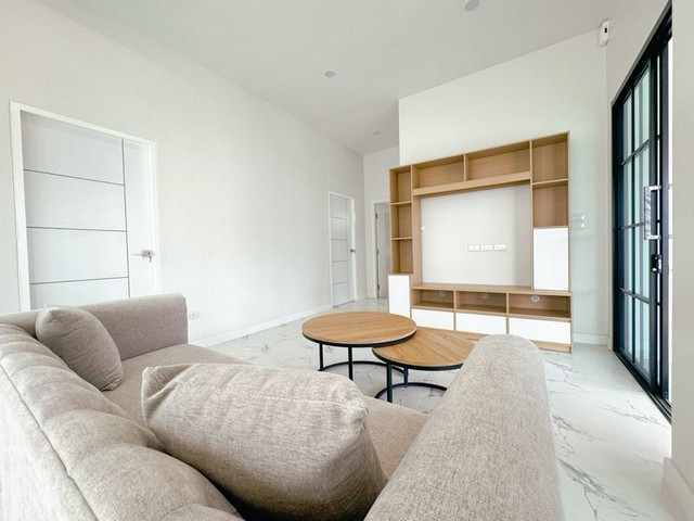 ประกาศฟรี! ซื้อ-ขาย-เช่า คอนโด บ้าน ทาวน์โฮม ที่ดิน และพื้นที่เชิงพาณิชย์ทั่วประเทศไทย ทุกทำเล ทุกงบประมาณ ไม่มีค่าใช้จ่าย ลงง่าย ขายไว เข้าถึงผู้ซื้อโดยตรง 4 210045pic3.jpg