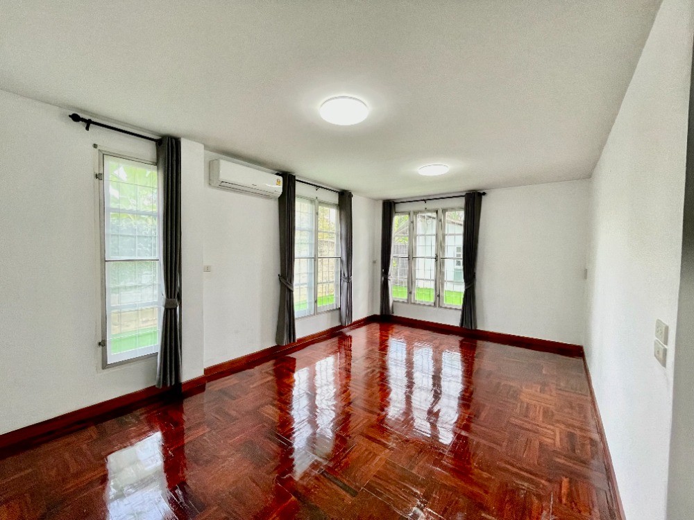 ประกาศฟรี! ซื้อ-ขาย-เช่า คอนโด บ้าน ทาวน์โฮม ที่ดิน และพื้นที่เชิงพาณิชย์ทั่วประเทศไทย ทุกทำเล ทุกงบประมาณ ไม่มีค่าใช้จ่าย ลงง่าย ขายไว เข้าถึงผู้ซื้อโดยตรง 4 495833pic3.jpg