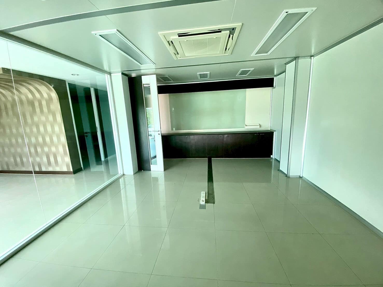 ประกาศฟรี! ซื้อ-ขาย-เช่า คอนโด บ้าน ทาวน์โฮม ที่ดิน และพื้นที่เชิงพาณิชย์ทั่วประเทศไทย ทุกทำเล ทุกงบประมาณ ไม่มีค่าใช้จ่าย ลงง่าย ขายไว เข้าถึงผู้ซื้อโดยตรง 3 495910pic2.jpg