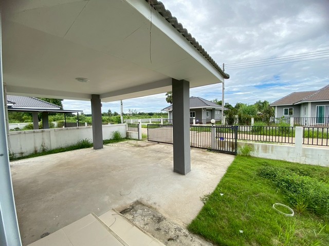 ประกาศฟรี! ซื้อ-ขาย-เช่า คอนโด บ้าน ทาวน์โฮม ที่ดิน และพื้นที่เชิงพาณิชย์ทั่วประเทศไทย ทุกทำเล ทุกงบประมาณ ไม่มีค่าใช้จ่าย ลงง่าย ขายไว เข้าถึงผู้ซื้อโดยตรง 3 296301pic2.jpg