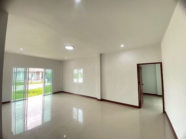 ประกาศฟรี! ซื้อ-ขาย-เช่า คอนโด บ้าน ทาวน์โฮม ที่ดิน และพื้นที่เชิงพาณิชย์ทั่วประเทศไทย ทุกทำเล ทุกงบประมาณ ไม่มีค่าใช้จ่าย ลงง่าย ขายไว เข้าถึงผู้ซื้อโดยตรง 4 296301pic3.jpg