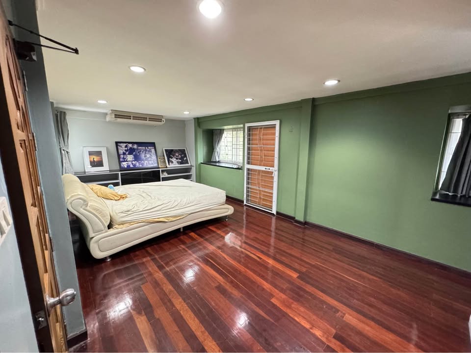 ประกาศฟรี! ซื้อ-ขาย-เช่า คอนโด บ้าน ทาวน์โฮม ที่ดิน และพื้นที่เชิงพาณิชย์ทั่วประเทศไทย ทุกทำเล ทุกงบประมาณ ไม่มีค่าใช้จ่าย ลงง่าย ขายไว เข้าถึงผู้ซื้อโดยตรง 4 496008pic3.jpg