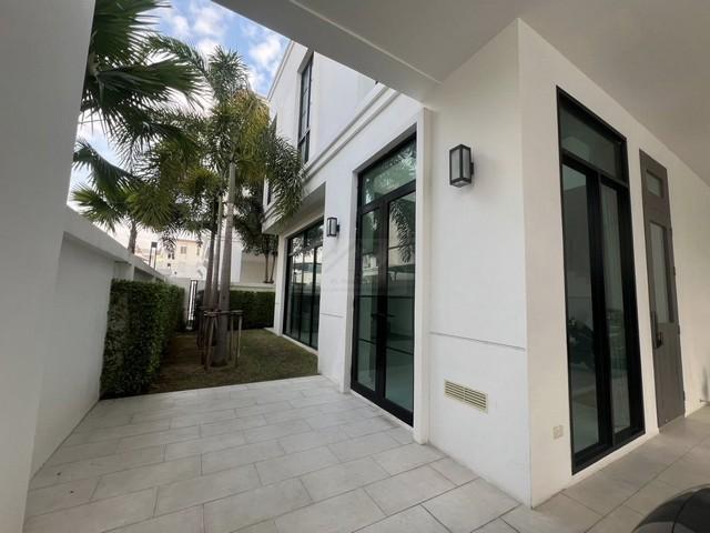 ประกาศฟรี! ซื้อ-ขาย-เช่า คอนโด บ้าน ทาวน์โฮม ที่ดิน และพื้นที่เชิงพาณิชย์ทั่วประเทศไทย ทุกทำเล ทุกงบประมาณ ไม่มีค่าใช้จ่าย ลงง่าย ขายไว เข้าถึงผู้ซื้อโดยตรง 3 495975pic2.jpg