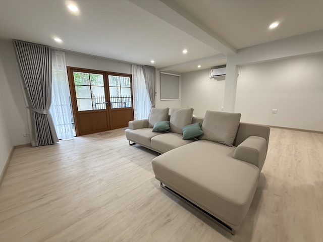 ประกาศฟรี! ซื้อ-ขาย-เช่า คอนโด บ้าน ทาวน์โฮม ที่ดิน และพื้นที่เชิงพาณิชย์ทั่วประเทศไทย ทุกทำเล ทุกงบประมาณ ไม่มีค่าใช้จ่าย ลงง่าย ขายไว เข้าถึงผู้ซื้อโดยตรง 3 496097pic2.jpg