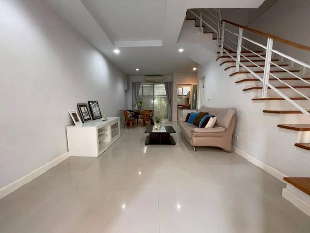 ประกาศฟรี! ซื้อ-ขาย-เช่า คอนโด บ้าน ทาวน์โฮม ที่ดิน และพื้นที่เชิงพาณิชย์ทั่วประเทศไทย ทุกทำเล ทุกงบประมาณ ไม่มีค่าใช้จ่าย ลงง่าย ขายไว เข้าถึงผู้ซื้อโดยตรง 4 496075pic3.jpg