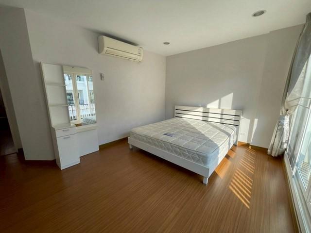 ประกาศฟรี! ซื้อ-ขาย-เช่า คอนโด บ้าน ทาวน์โฮม ที่ดิน และพื้นที่เชิงพาณิชย์ทั่วประเทศไทย ทุกทำเล ทุกงบประมาณ ไม่มีค่าใช้จ่าย ลงง่าย ขายไว เข้าถึงผู้ซื้อโดยตรง 5 496075pic4.jpg