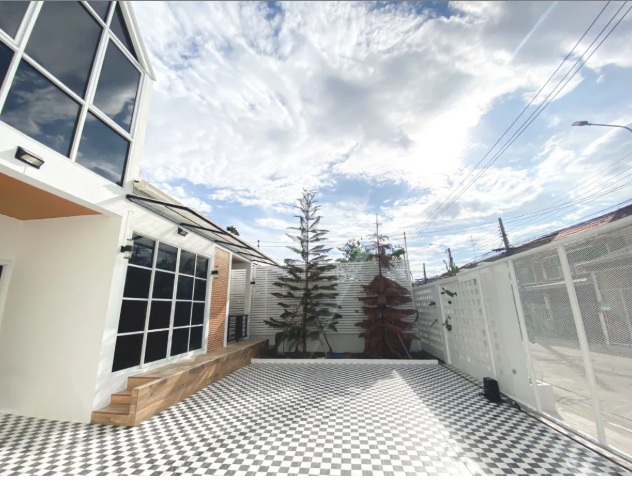 ประกาศฟรี! ซื้อ-ขาย-เช่า คอนโด บ้าน ทาวน์โฮม ที่ดิน และพื้นที่เชิงพาณิชย์ทั่วประเทศไทย ทุกทำเล ทุกงบประมาณ ไม่มีค่าใช้จ่าย ลงง่าย ขายไว เข้าถึงผู้ซื้อโดยตรง 3 496132pic2.jpg