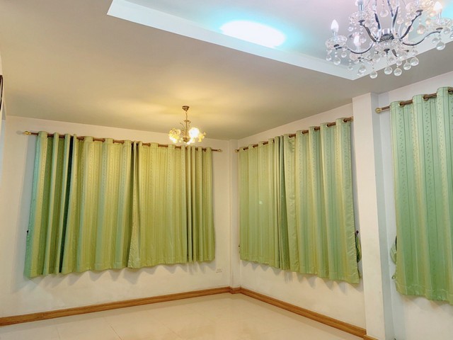 ประกาศฟรี! ซื้อ-ขาย-เช่า คอนโด บ้าน ทาวน์โฮม ที่ดิน และพื้นที่เชิงพาณิชย์ทั่วประเทศไทย ทุกทำเล ทุกงบประมาณ ไม่มีค่าใช้จ่าย ลงง่าย ขายไว เข้าถึงผู้ซื้อโดยตรง 5 496112pic4.jpg