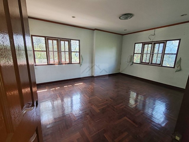 ประกาศฟรี! ซื้อ-ขาย-เช่า คอนโด บ้าน ทาวน์โฮม ที่ดิน และพื้นที่เชิงพาณิชย์ทั่วประเทศไทย ทุกทำเล ทุกงบประมาณ ไม่มีค่าใช้จ่าย ลงง่าย ขายไว เข้าถึงผู้ซื้อโดยตรง 5 495870pic4.jpg