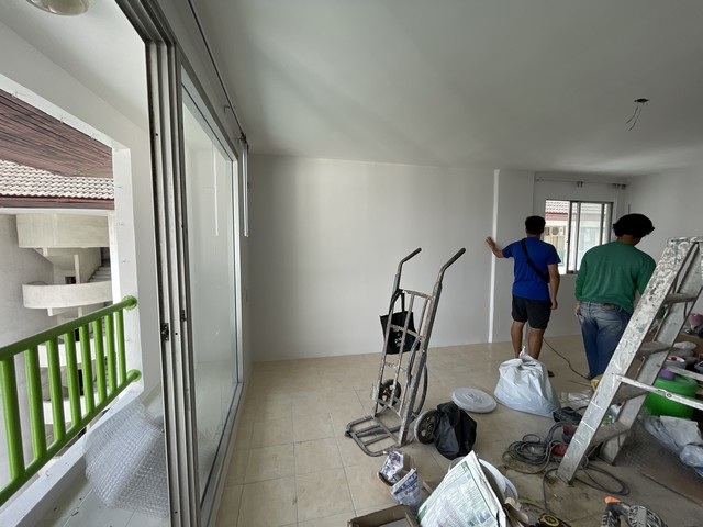 ประกาศฟรี! ซื้อ-ขาย-เช่า คอนโด บ้าน ทาวน์โฮม ที่ดิน และพื้นที่เชิงพาณิชย์ทั่วประเทศไทย ทุกทำเล ทุกงบประมาณ ไม่มีค่าใช้จ่าย ลงง่าย ขายไว เข้าถึงผู้ซื้อโดยตรง 3 496359pic2.jpg