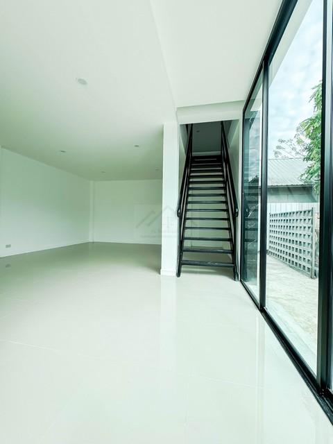 ประกาศฟรี! ซื้อ-ขาย-เช่า คอนโด บ้าน ทาวน์โฮม ที่ดิน และพื้นที่เชิงพาณิชย์ทั่วประเทศไทย ทุกทำเล ทุกงบประมาณ ไม่มีค่าใช้จ่าย ลงง่าย ขายไว เข้าถึงผู้ซื้อโดยตรง 3 496280pic2.jpg