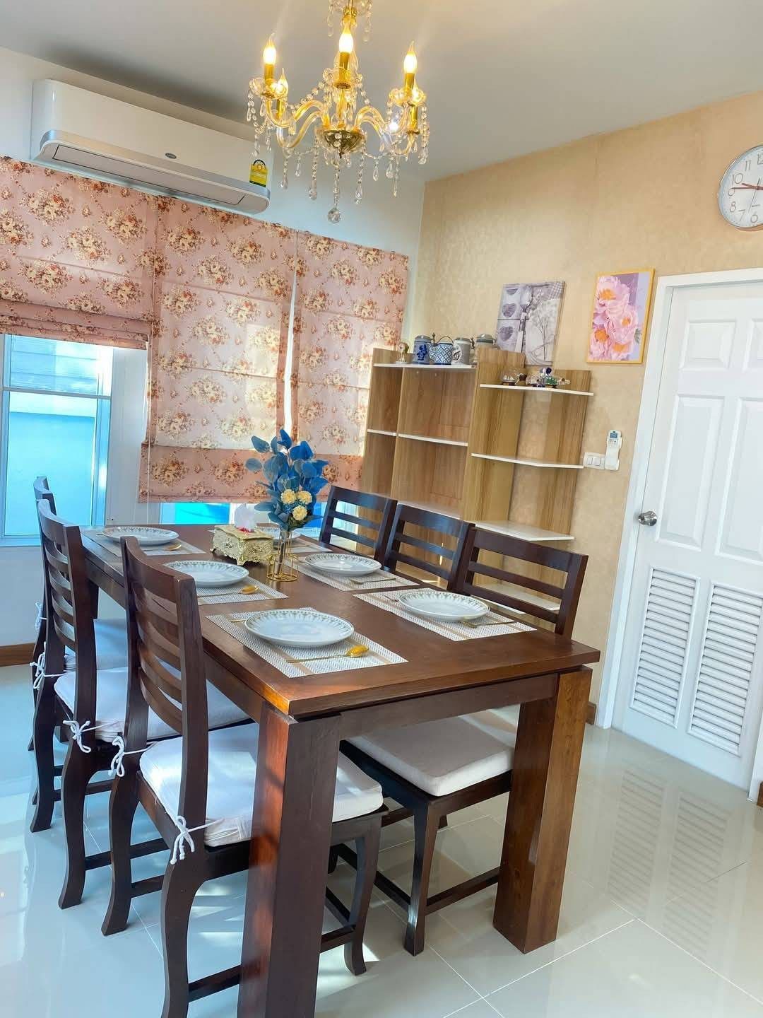 ประกาศฟรี! ซื้อ-ขาย-เช่า คอนโด บ้าน ทาวน์โฮม ที่ดิน และพื้นที่เชิงพาณิชย์ทั่วประเทศไทย ทุกทำเล ทุกงบประมาณ ไม่มีค่าใช้จ่าย ลงง่าย ขายไว เข้าถึงผู้ซื้อโดยตรง 5 212716pic4.jpg