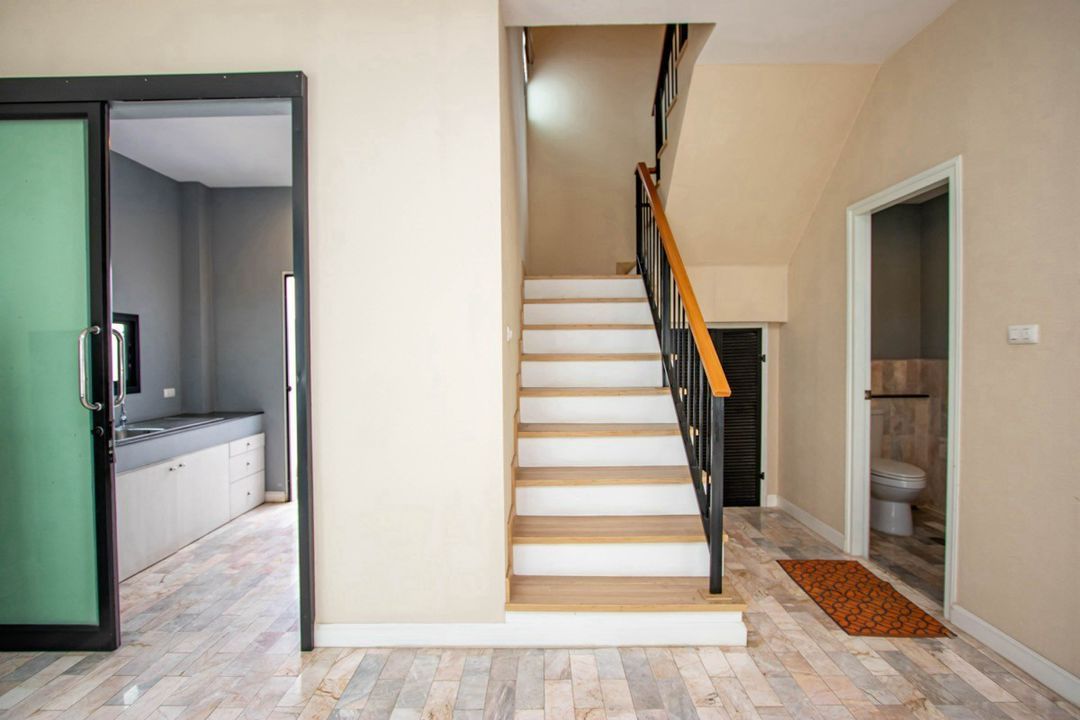 ประกาศฟรี! ซื้อ-ขาย-เช่า คอนโด บ้าน ทาวน์โฮม ที่ดิน และพื้นที่เชิงพาณิชย์ทั่วประเทศไทย ทุกทำเล ทุกงบประมาณ ไม่มีค่าใช้จ่าย ลงง่าย ขายไว เข้าถึงผู้ซื้อโดยตรง 5 212715pic4.jpg